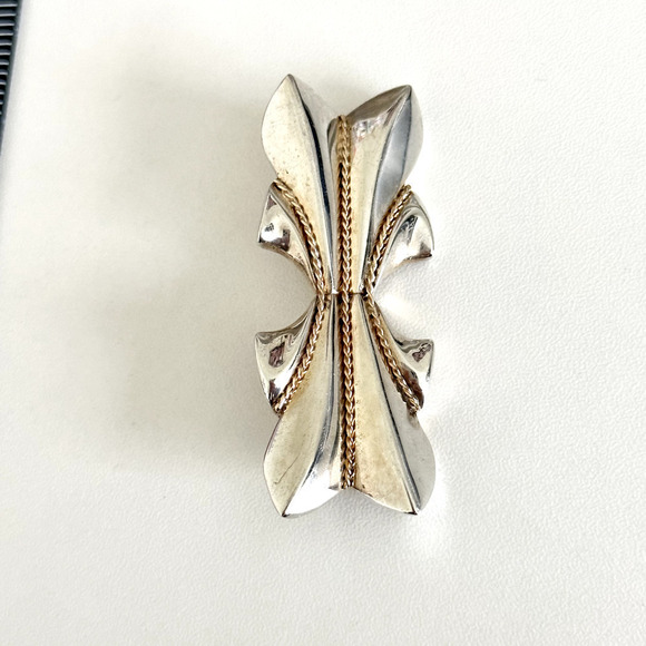 Vintage 925 Sterling Silver & 14K Gold Braided Two Tone Modern Abstract Brooch - Picture 11 of 11
